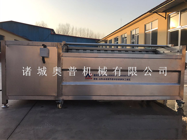 Wool roller cleaning machine