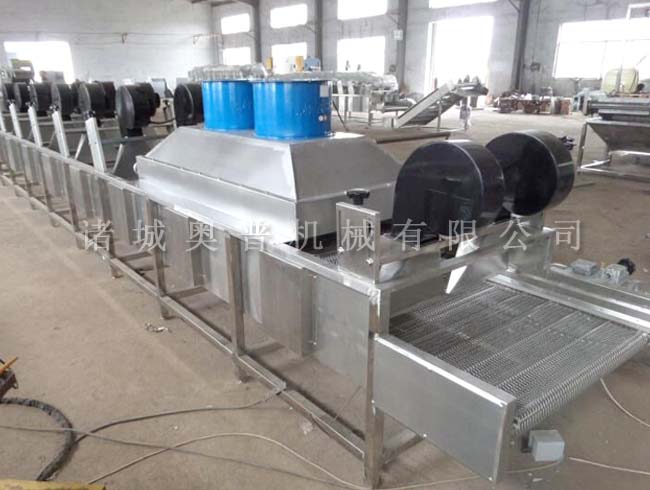 High pressure spray cleaning machine